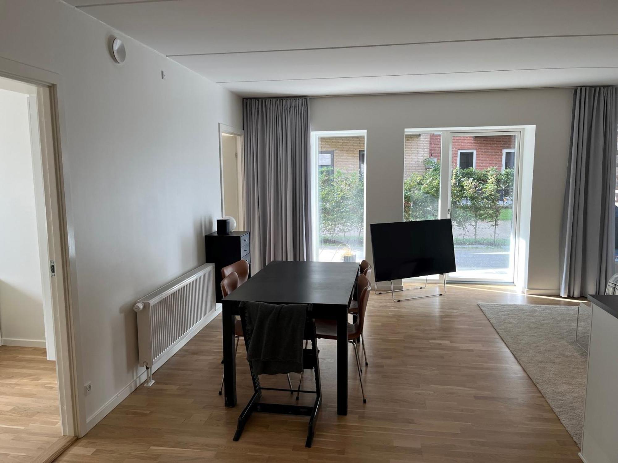 Charming With Parking Apartment Aalborg